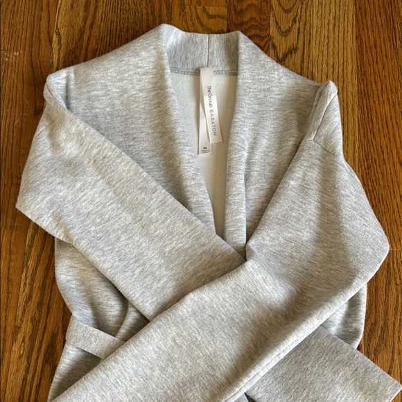 Aritzia Babaton Light Gray Cardigan - Picture 3 of 3